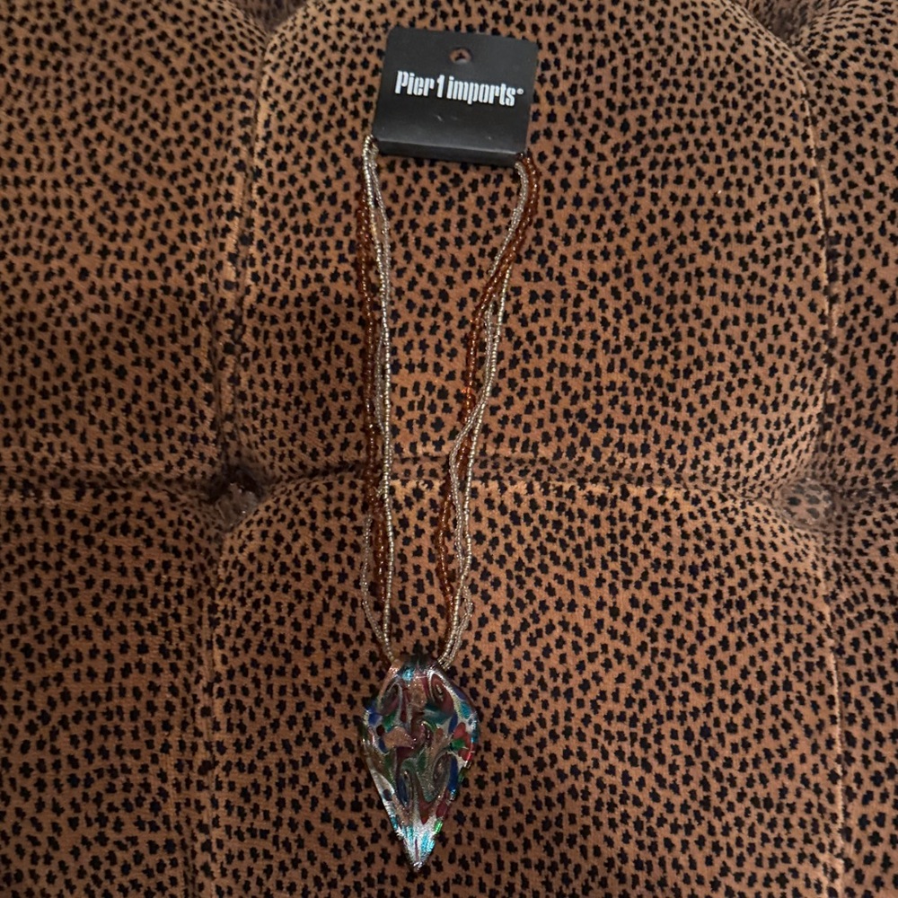 Pier 1 Iridescent Leaf Pendant Necklace